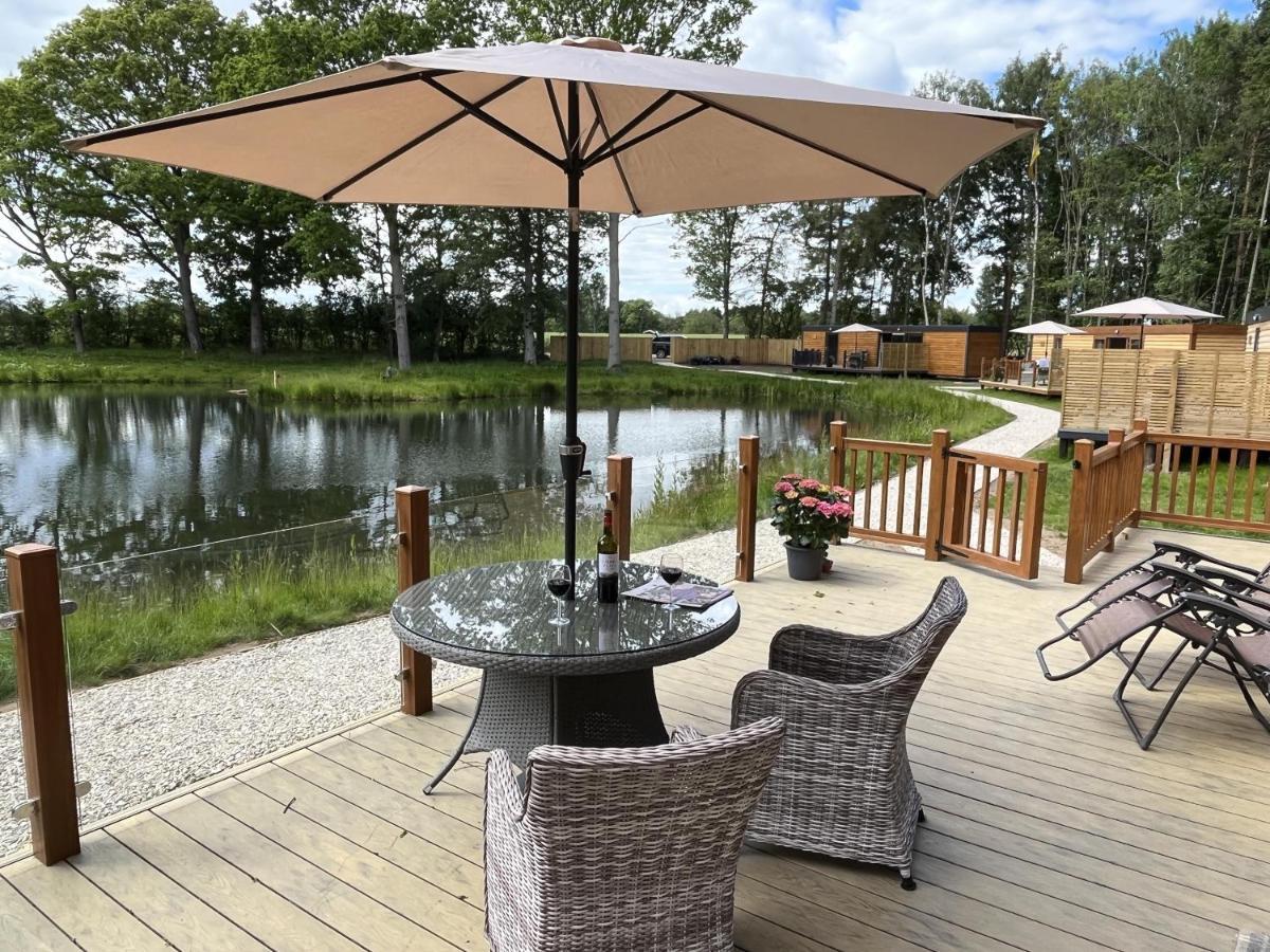 Rowan Boutique Lodge For Couples With A Dog York Esterno foto