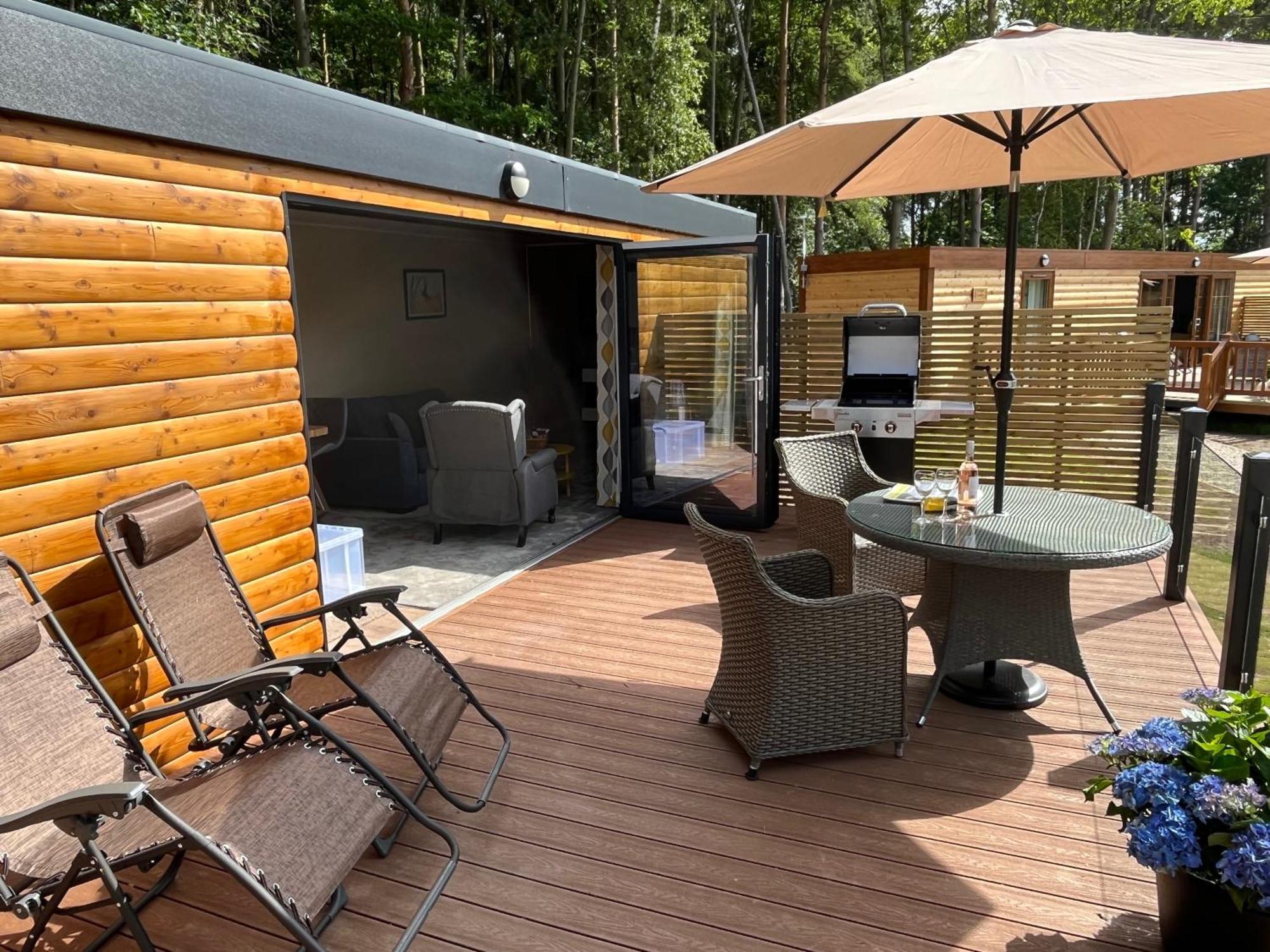 Rowan Boutique Lodge For Couples With A Dog York Esterno foto